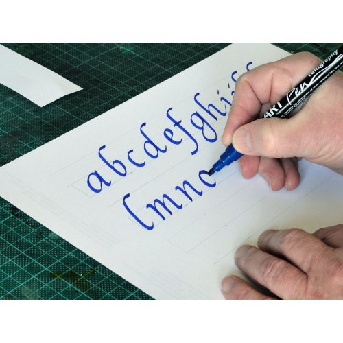 Fix KREUL ARTPen jemný 1 - 2 mm stříbrný - 479_ARTPen calligraphy_Bild-Alphabet.jpg