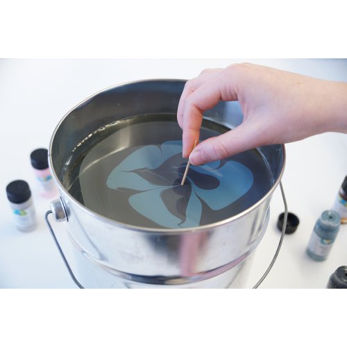 Mramorovací barva Magic Marble 20 ml MADEMOISELLE RŮŽOVÁ - 732_KREUL_Marmorierfarben_matt_Step 2_Sir Petrol.jpg