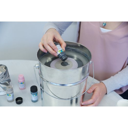 Mramorovací barva Magic Marble 20 ml MADEMOISELLE RŮŽOVÁ - 732_KREUL_Marmorierfarben_matt_Becher_Step 2.jpg