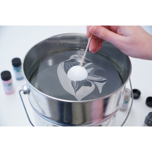 Mramorovací barva Magic Marble 20 ml PETROL - 732_KREUL_Marmorierfarben_matt_Step 3_Noble Nougat.jpg