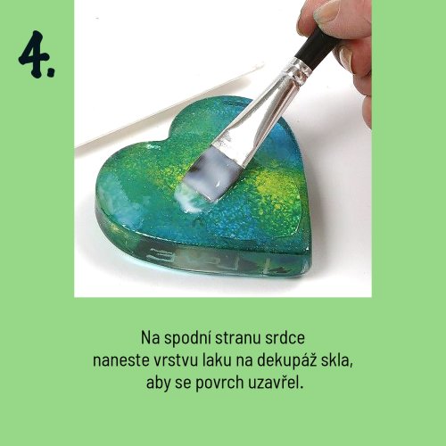 SKLENĚNÉ SRDCE PRŮHLEDNÉ 10 x 9 cm - Sklo_srdce_06.jpg