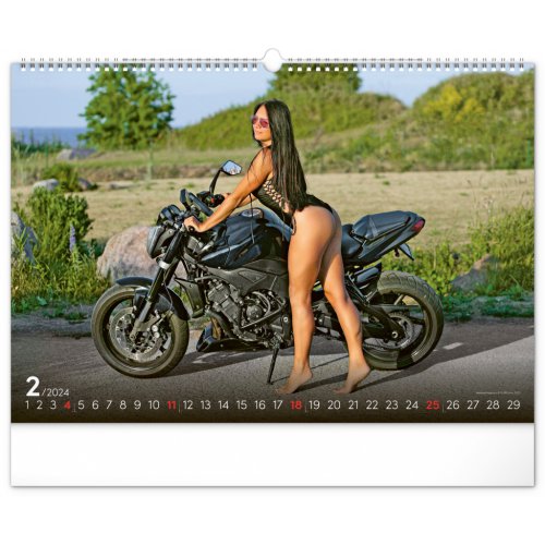 Nástěnný kalendář Girls & Bikes 2024, 48 × 33 cm - obrázek